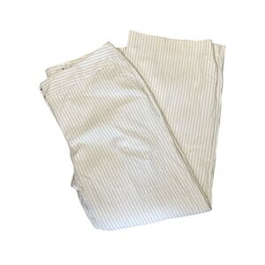 Lane Bryant Pinstriped Wide Leg White Wide Leg Pants Women's Size 18 Average